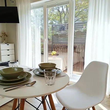 Tihase Tiny House With Free Bike Use Apartment Tallinn Exterior photo